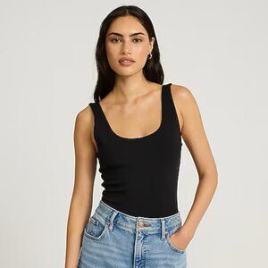 Express Body Contour High Compression Scoop Neck Thong Bodysuit Size Medium